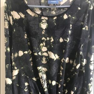 Long sleeve woman’s shirt